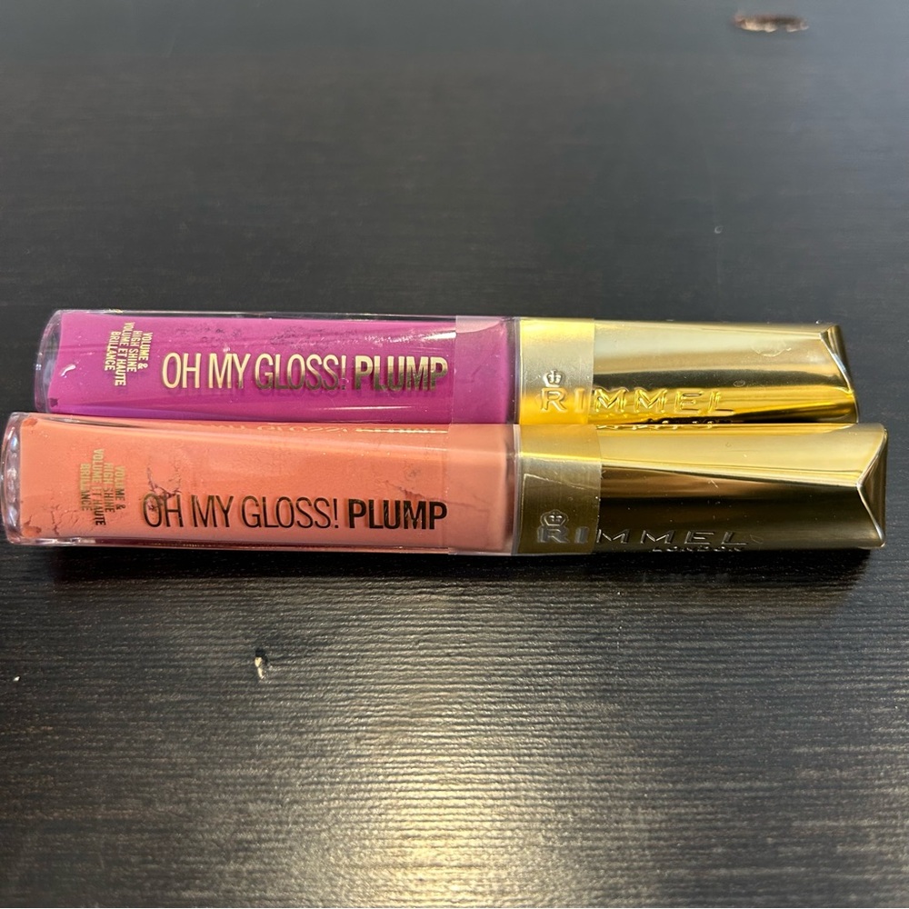 ☀️ 3/$15 2 Rimmel Oh My Gloss! Lip Plump Juicy Lucy Peach Pie